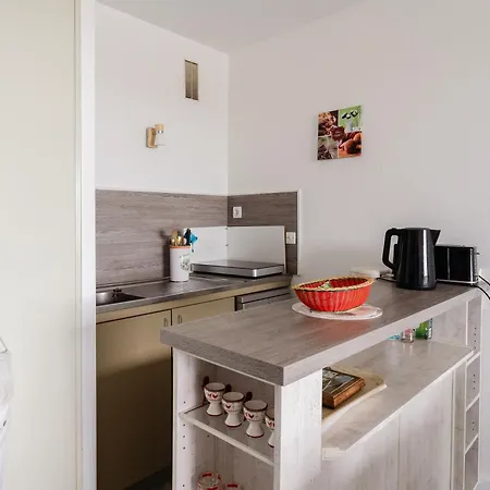Chez Doudou - Appt Pour 4 Apartment Courseulles-sur-Mer Exterior photo